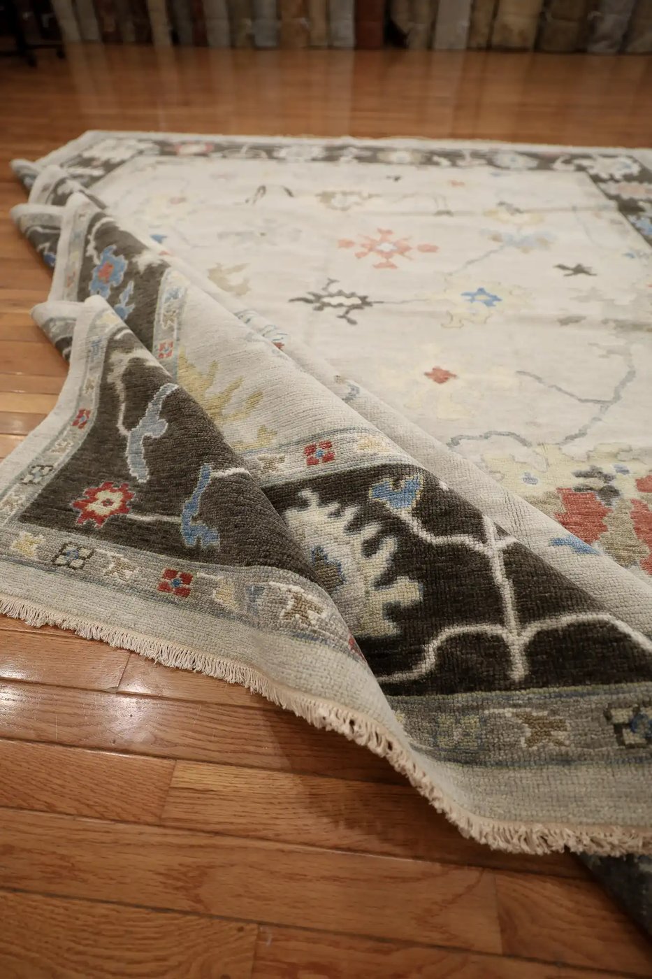 8′ x 10′ Beige Fine Hand-Knotted Indian Oushak Rug – Traditional Wool