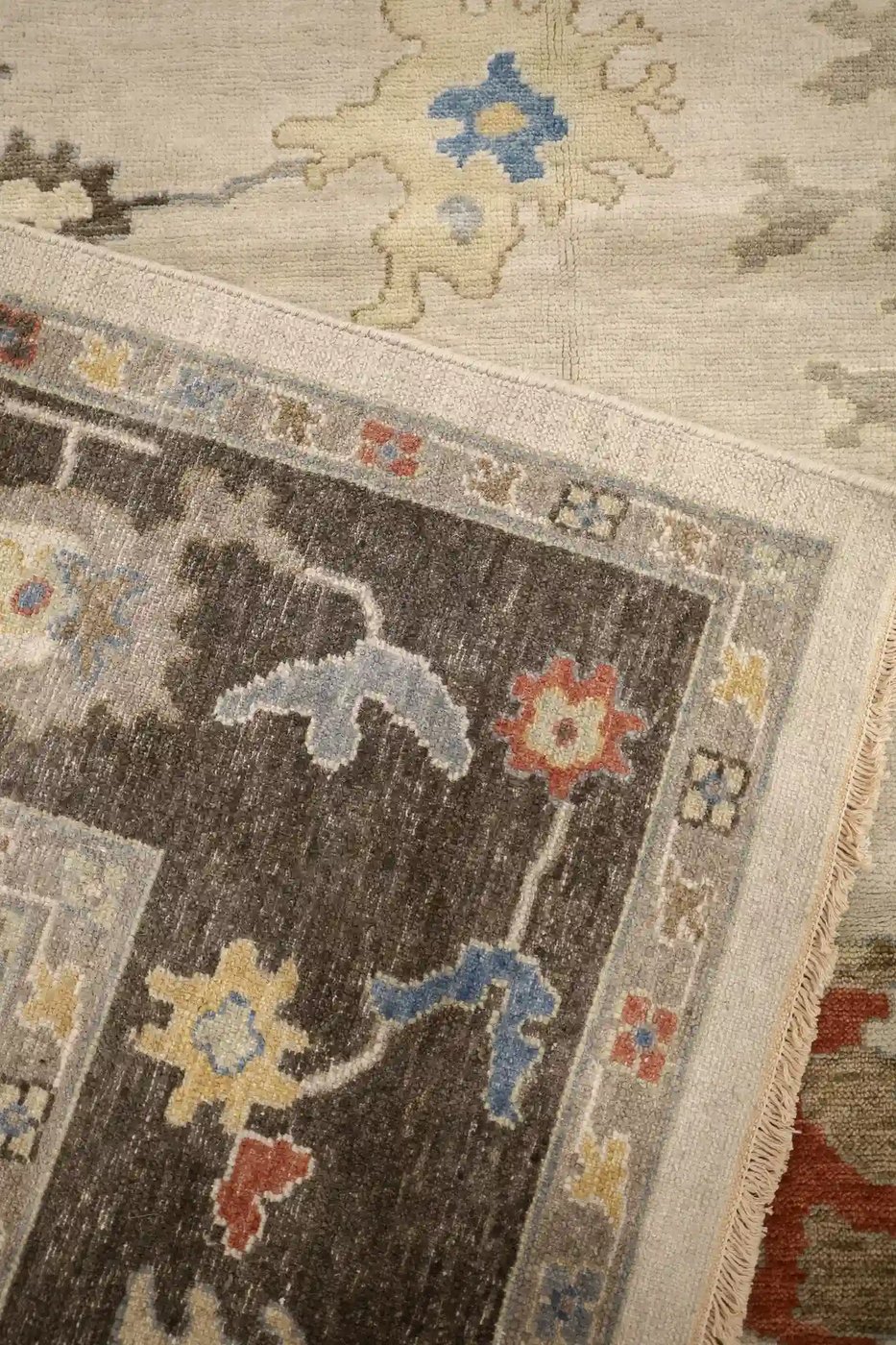 8′ x 10′ Beige Fine Hand-Knotted Indian Oushak Rug – Traditional Wool