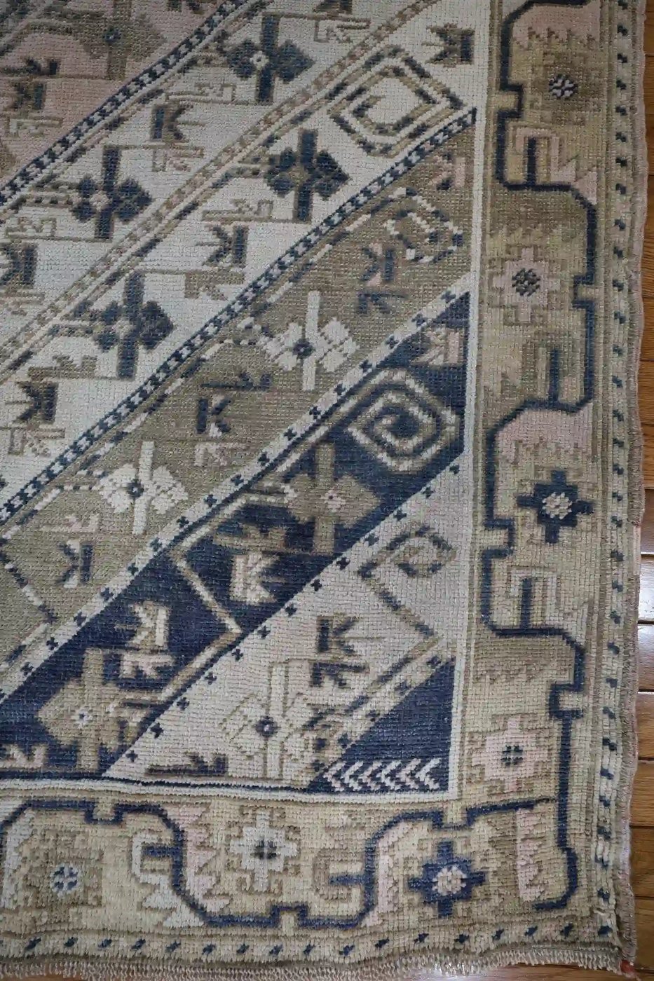 4′ x 14′ Beige Fine Hand-Knotted Turkish Oushak Runner – Transitional Wool