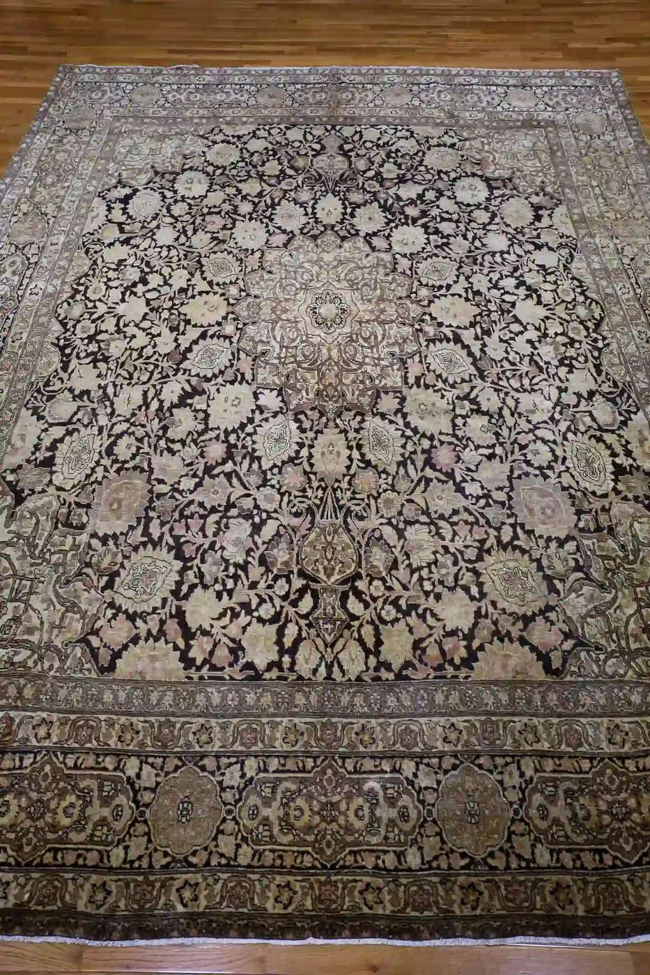 9′ x 13′ Beige Fine Hand-Knotted Persian Tabriz Rug – Traditional Wool