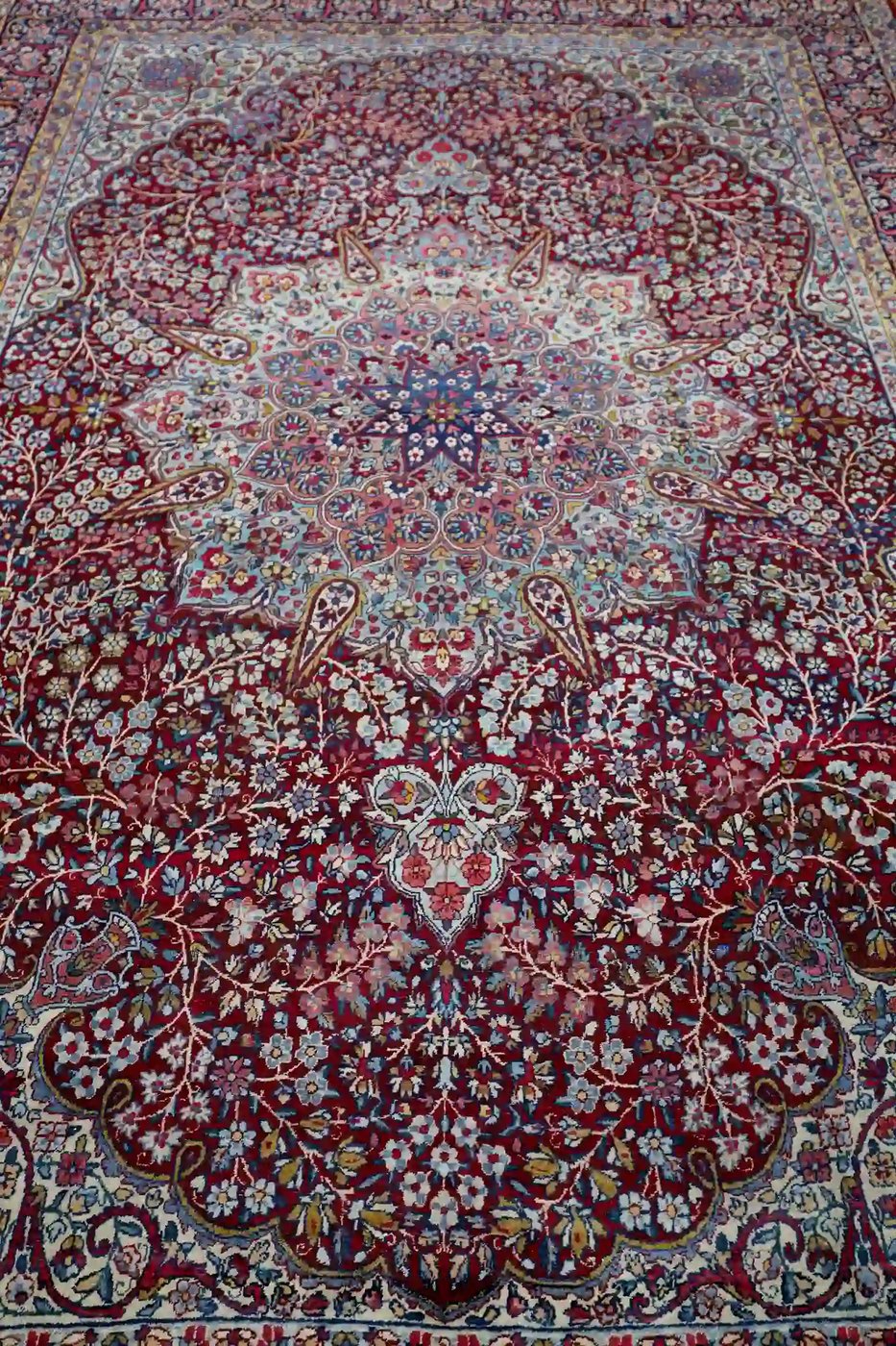 8′ x 11′ Red Fine Hand-Knotted Semi Antique Persian Kerman Rug – Traditional Wool
