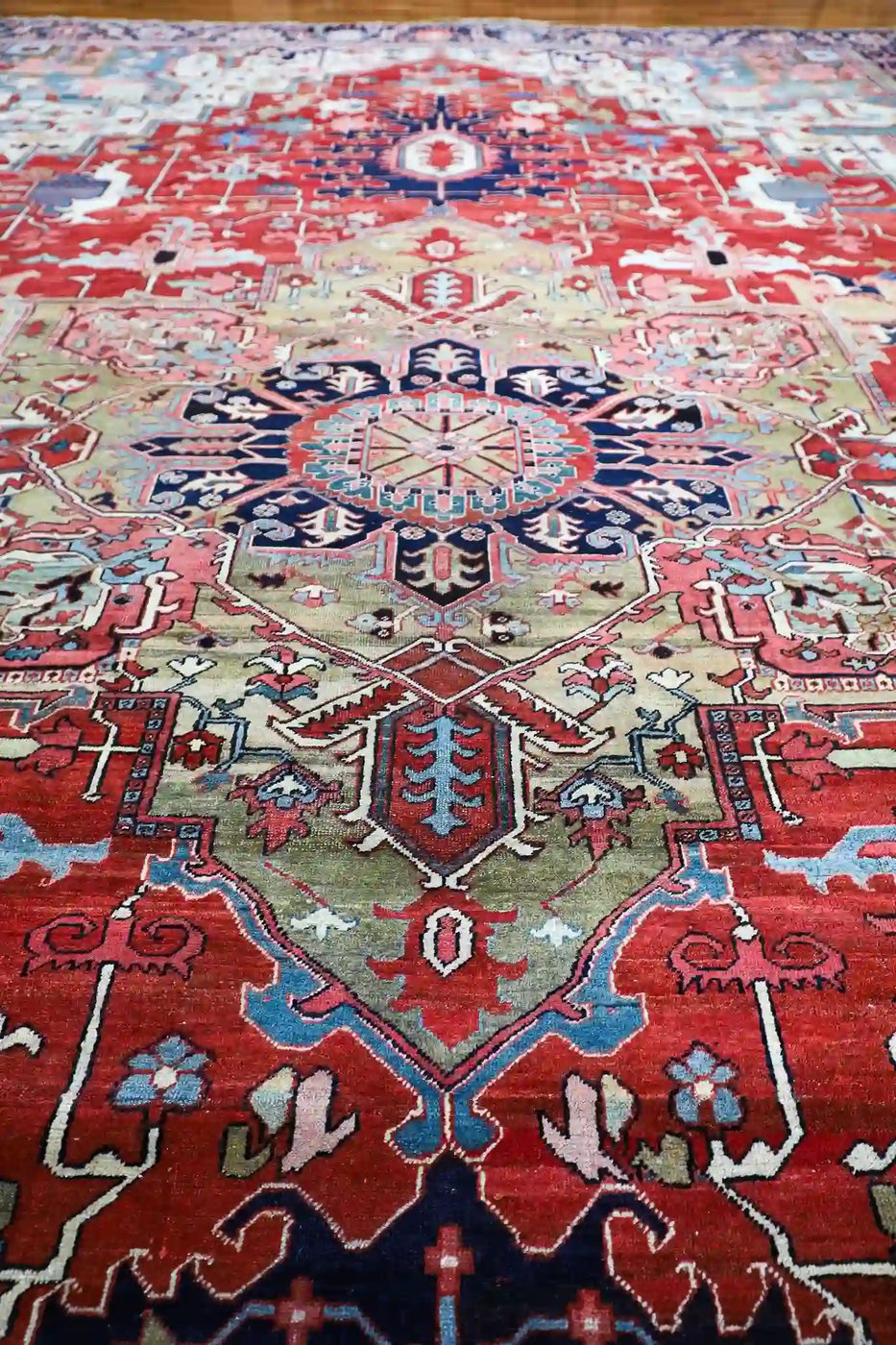 14′ x 20′ Red Fine Hand-Knotted Antique Persian Serapi – Traditional Wool