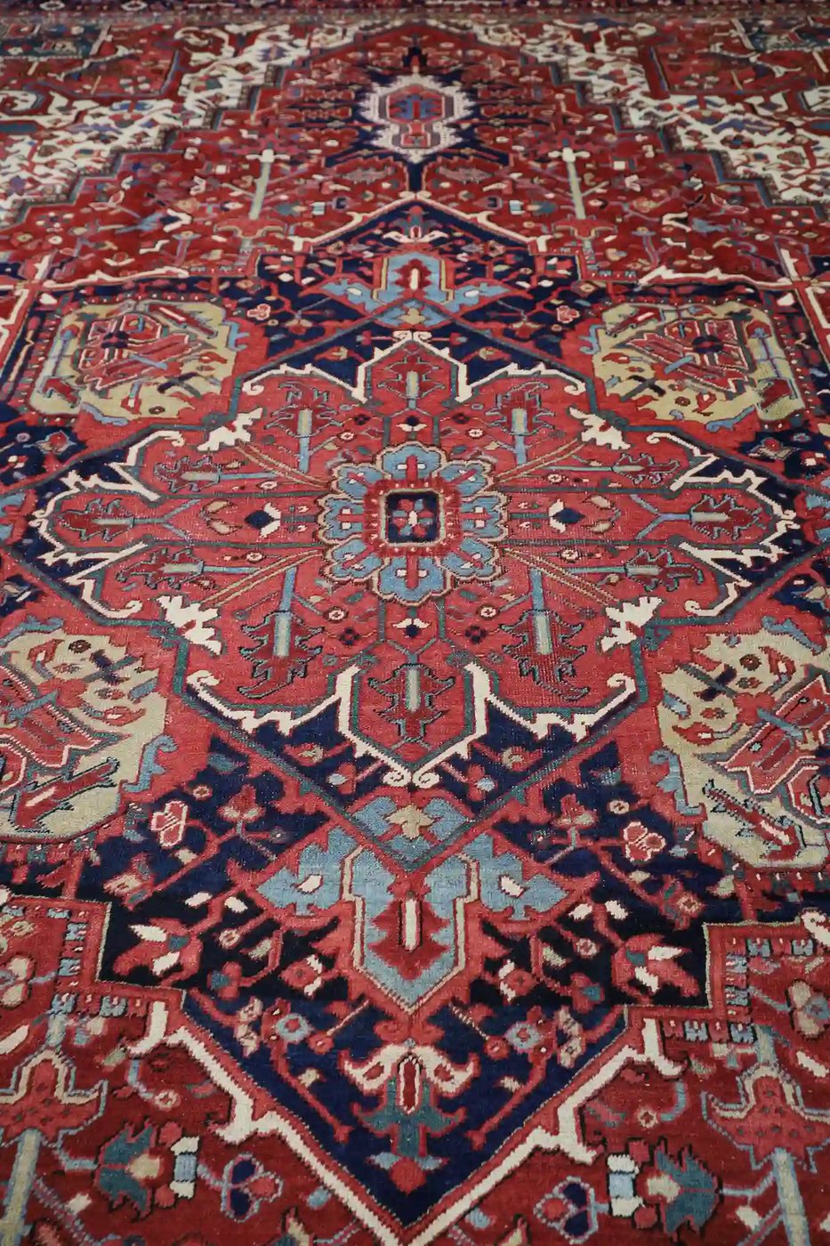 12′ x 15′ Red Fine Hand-Knotted Antique Persian Heriz – Traditional Wool