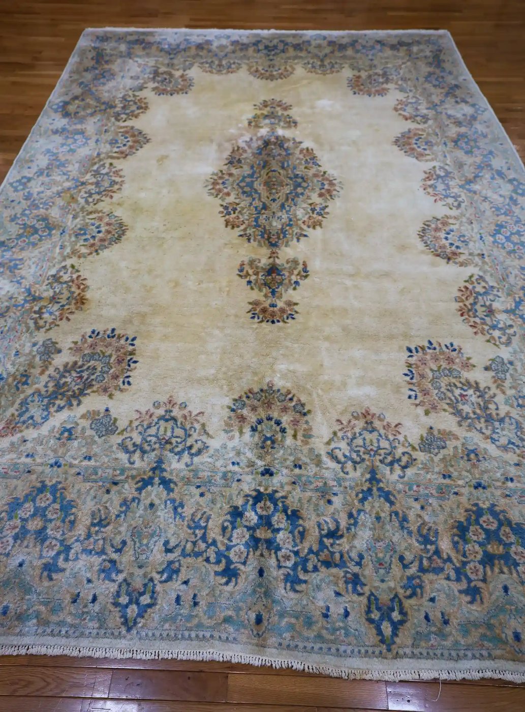 8′ x 13′ Ivory Fine Hand-Knotted Persian Kerman Rug – Traditional Wool