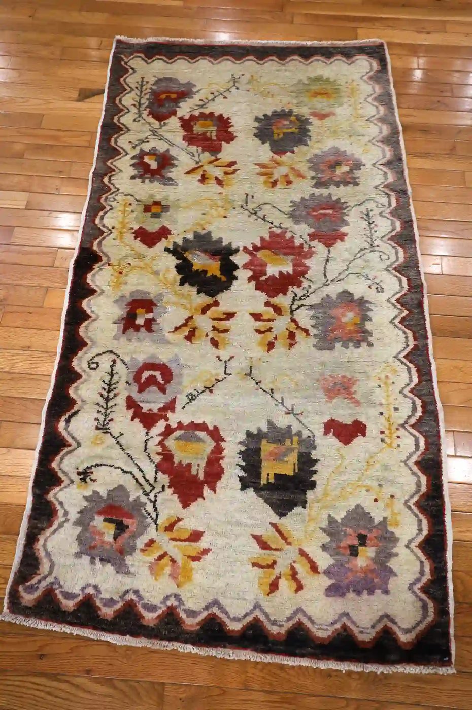 3′ x 6′ Ivory Fine Hand-Knotted Turkish Oushak Rug – Vintage Floral Wool