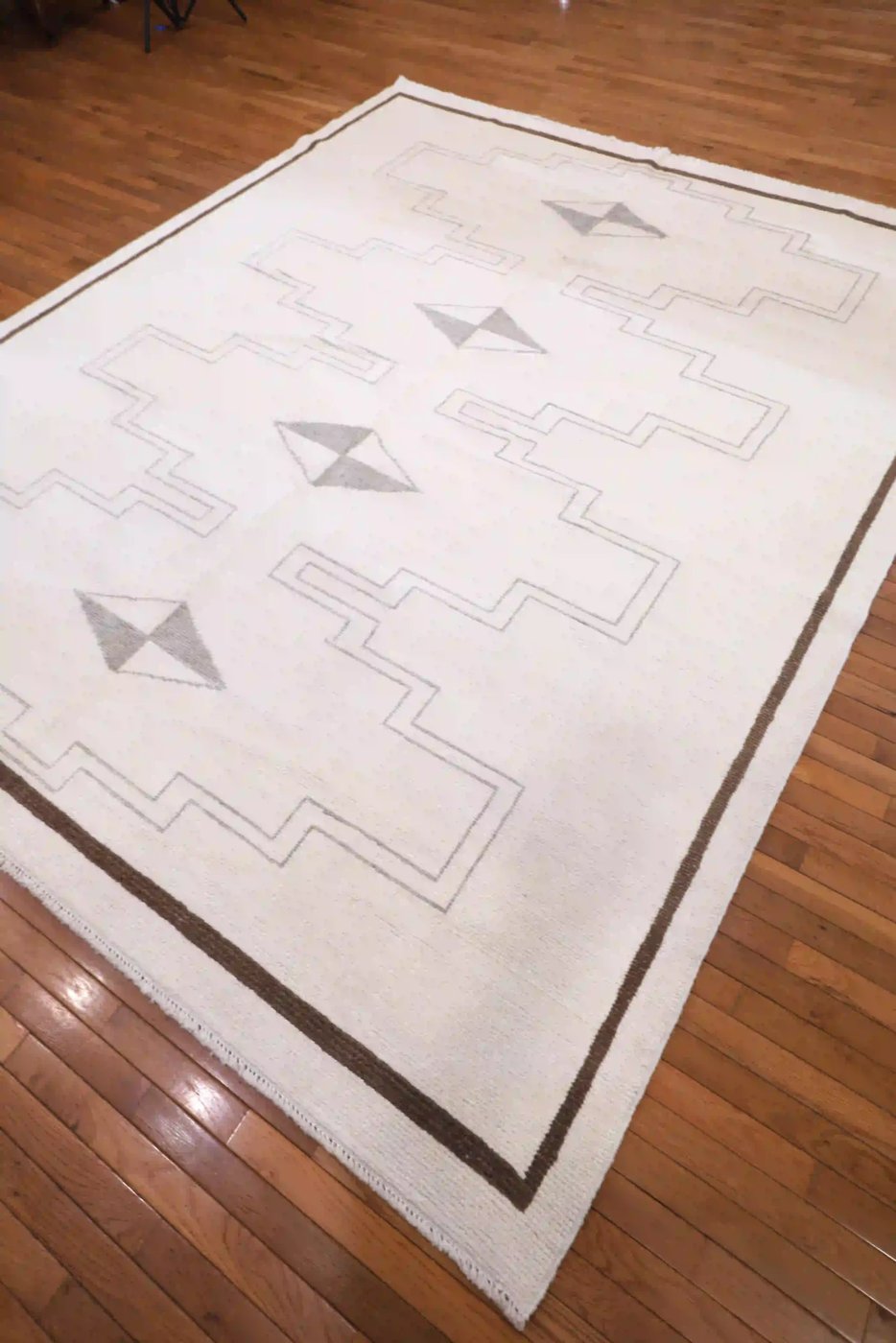 9′ x 11′ Ivory Fine Hand-Knotted Turkish Oushak Rug – Transitional Wool