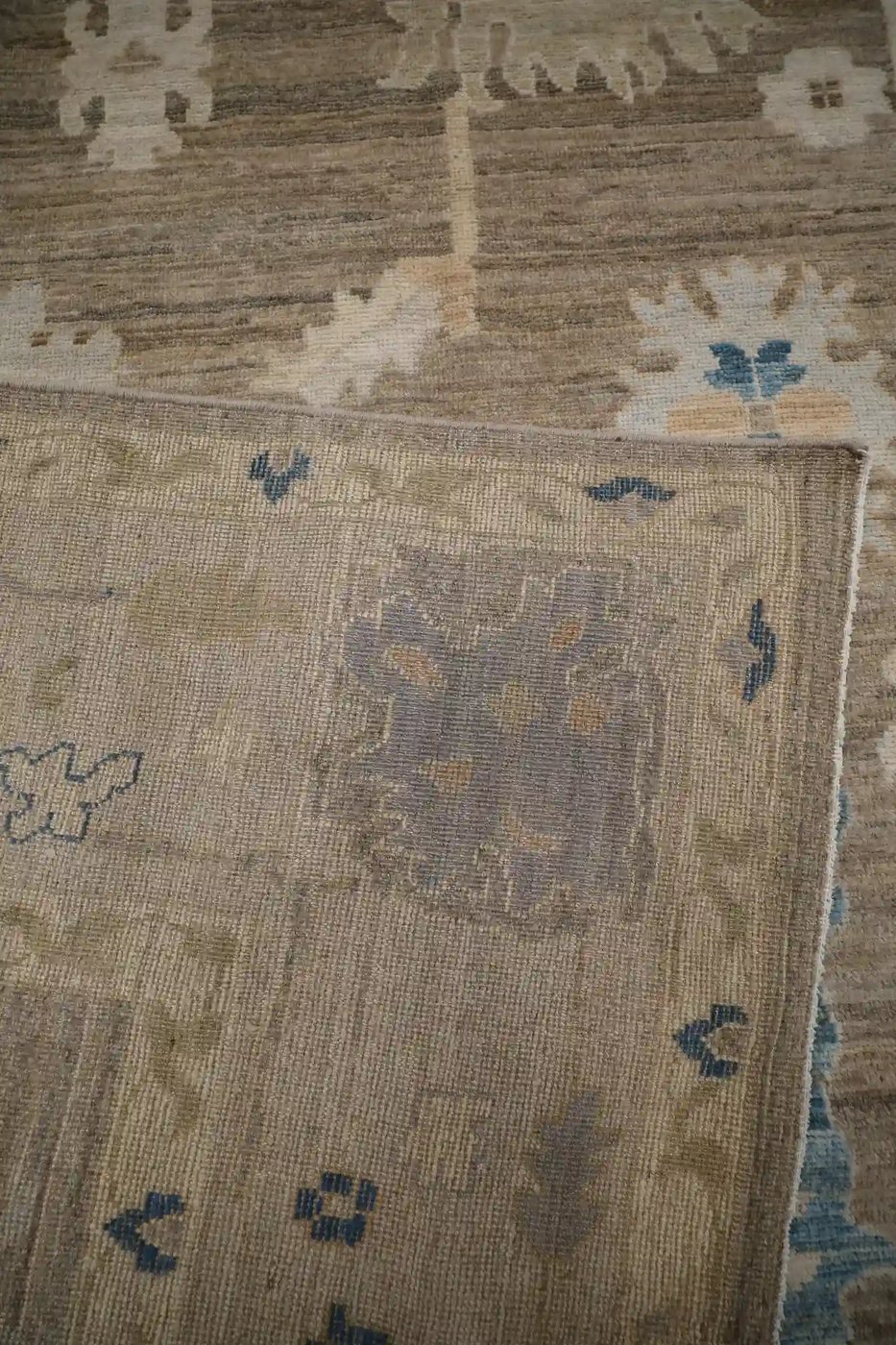9′ x 12′ Beige Fine Hand-Knotted Turkish Oushak Rug – Traditional Wool
