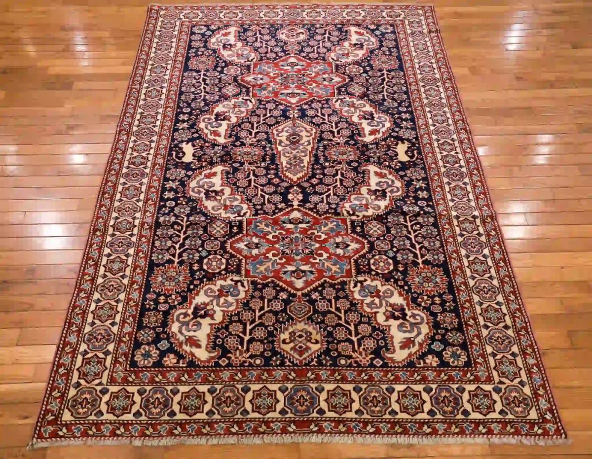 5′ x 7′ Ivory Fine Hand-Knotted Pakistan Shirvan Rug – Traditional Wool